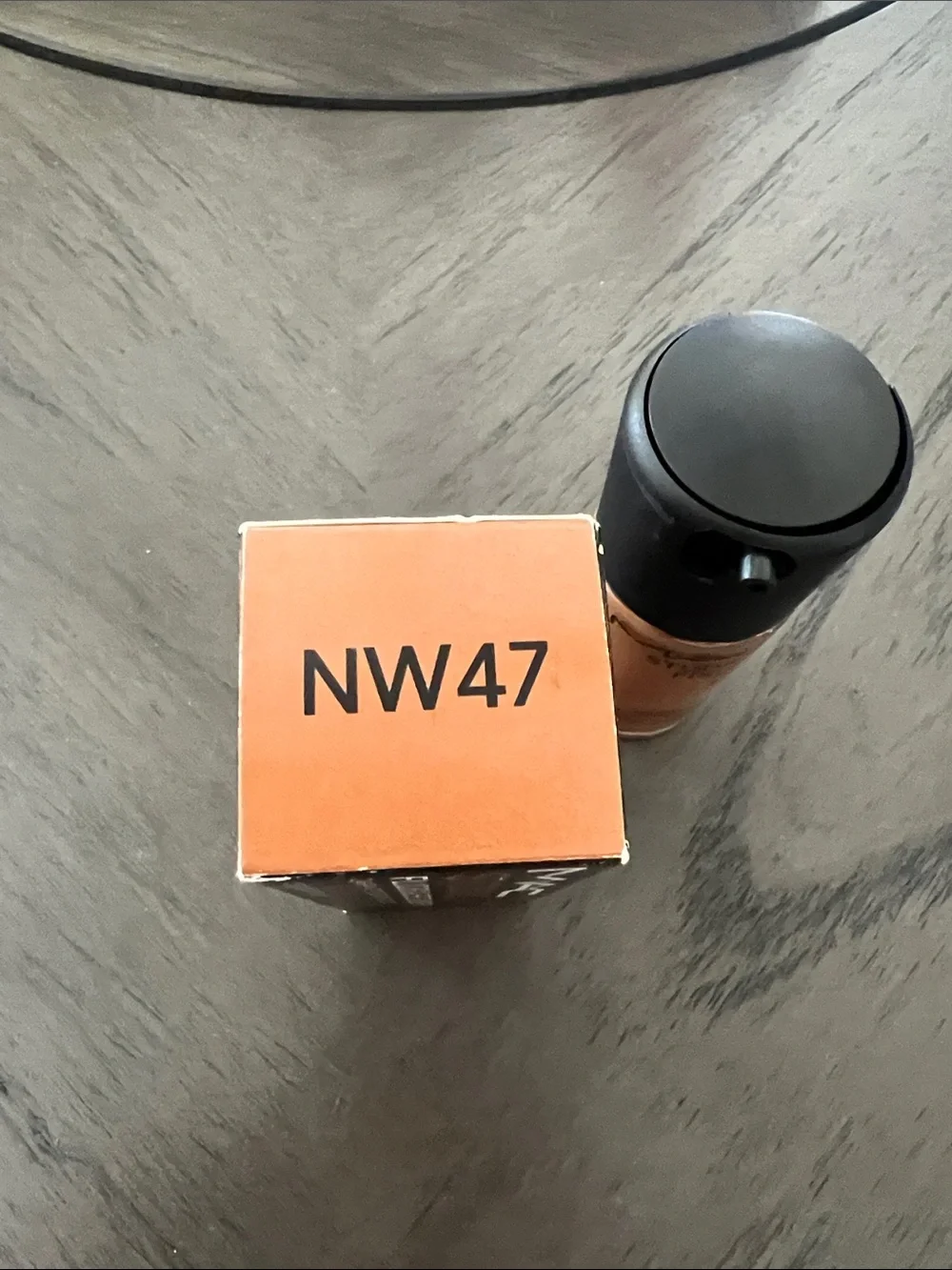 MAC Studio Fix Fluid SPF 15 Foundation - shade NW47 BNIB
